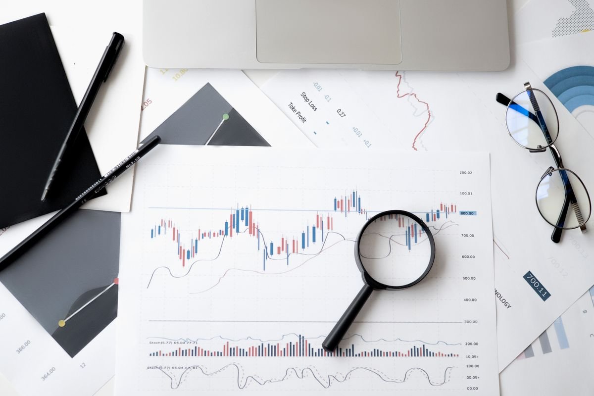 Vetting checklist used to evaluate a backlink service before hiring