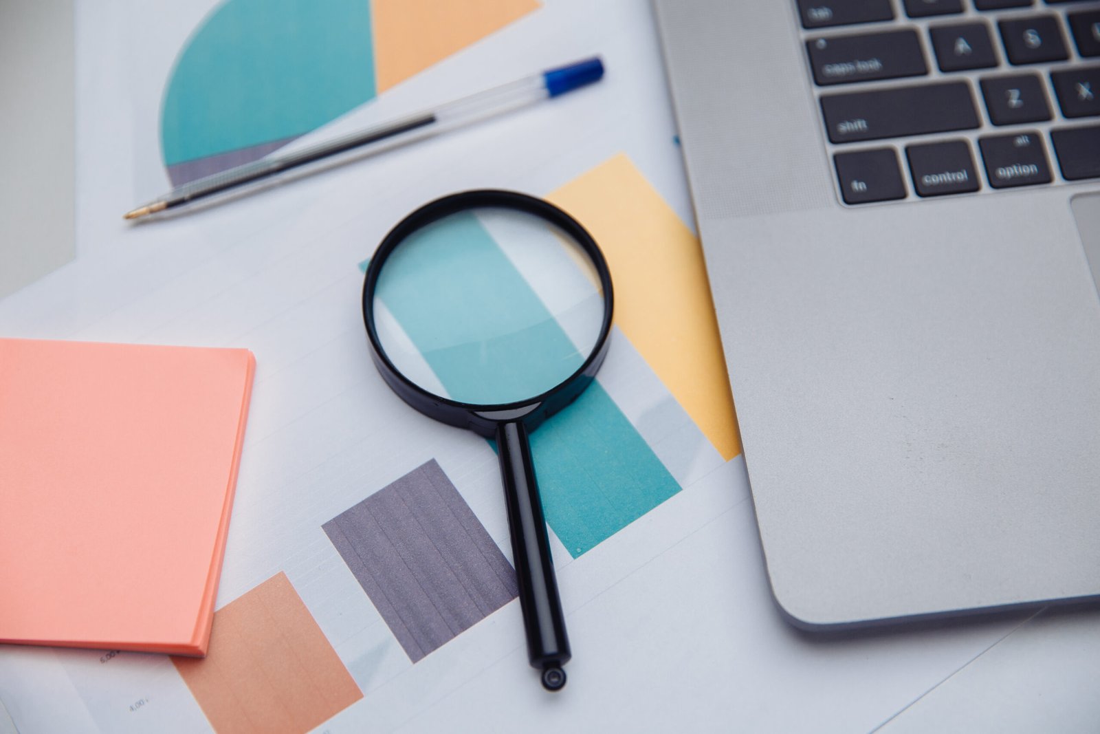 Auditing backlinks with a link profile report and quality metrics
