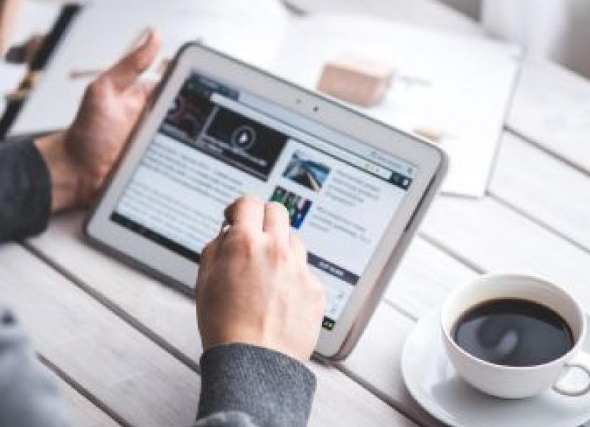 In-content guest post backlinks placed naturally inside an article