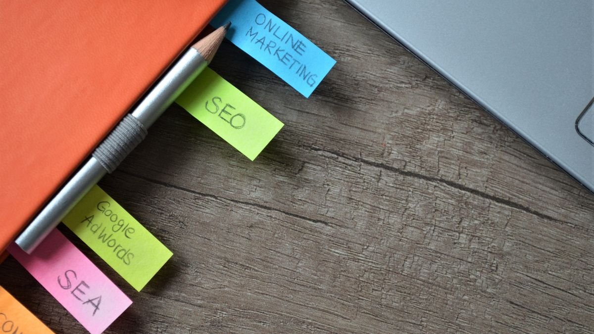 SEO strategy planner with sticky notes used to vet a niche edits service before buying